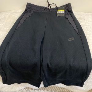 Nike Capris